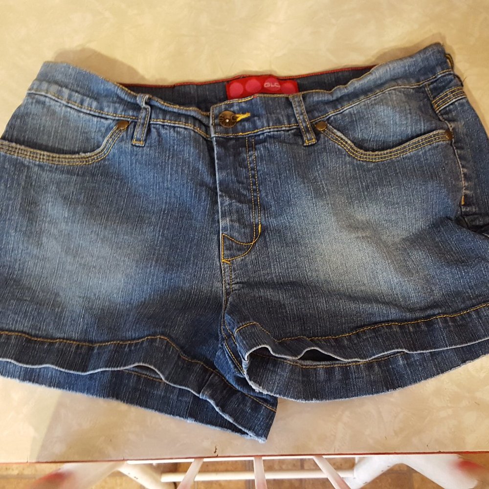 Vintage Y2K GLO Stretch Denim Jean Shorts JR 11